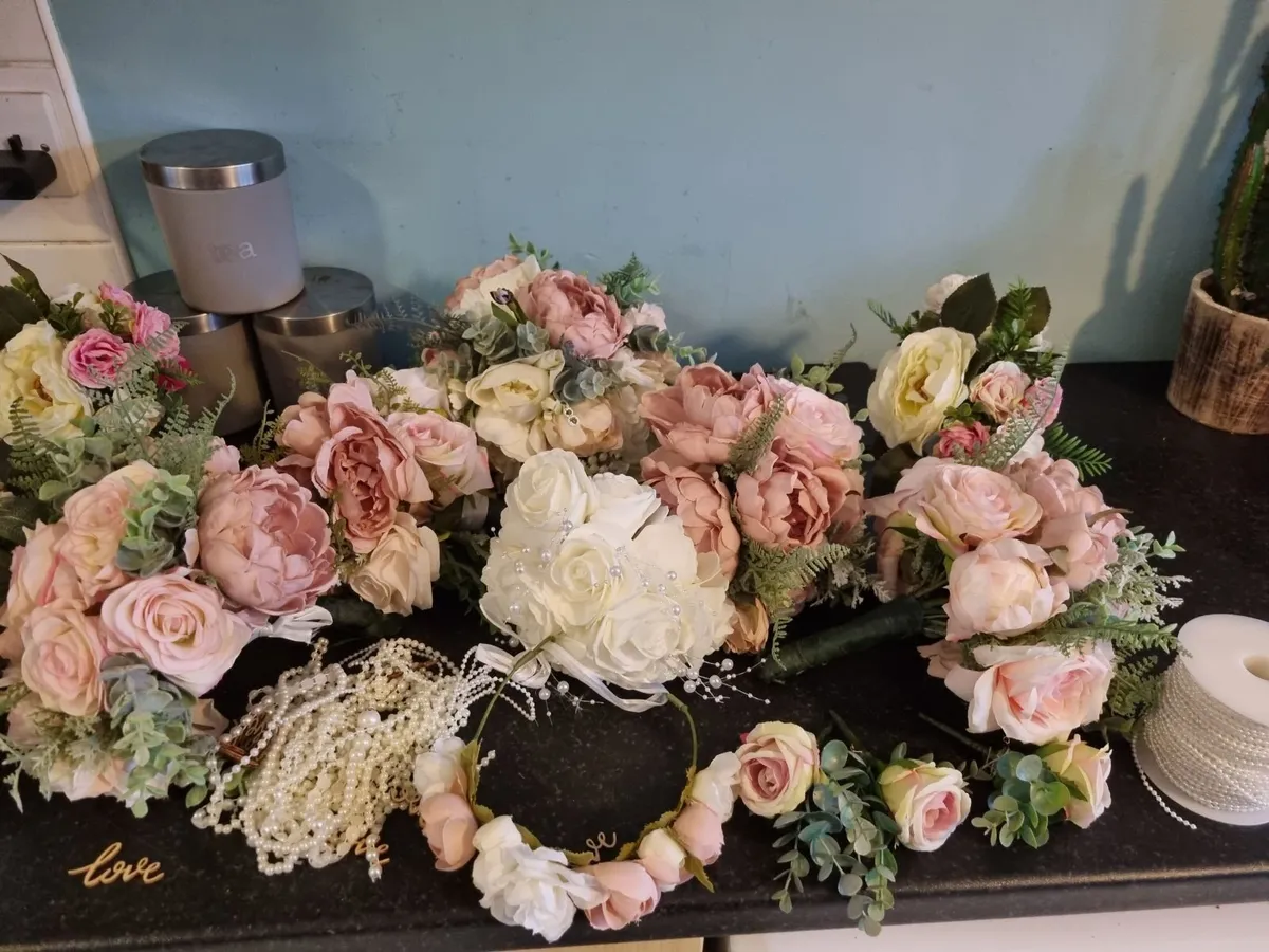 Wedding bits - Image 2