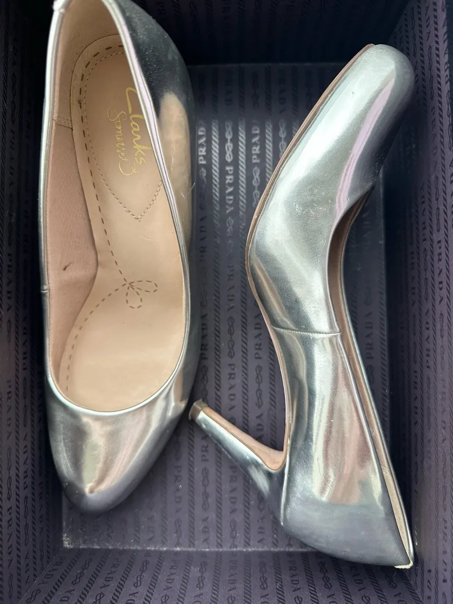 Shoes - Image 2
