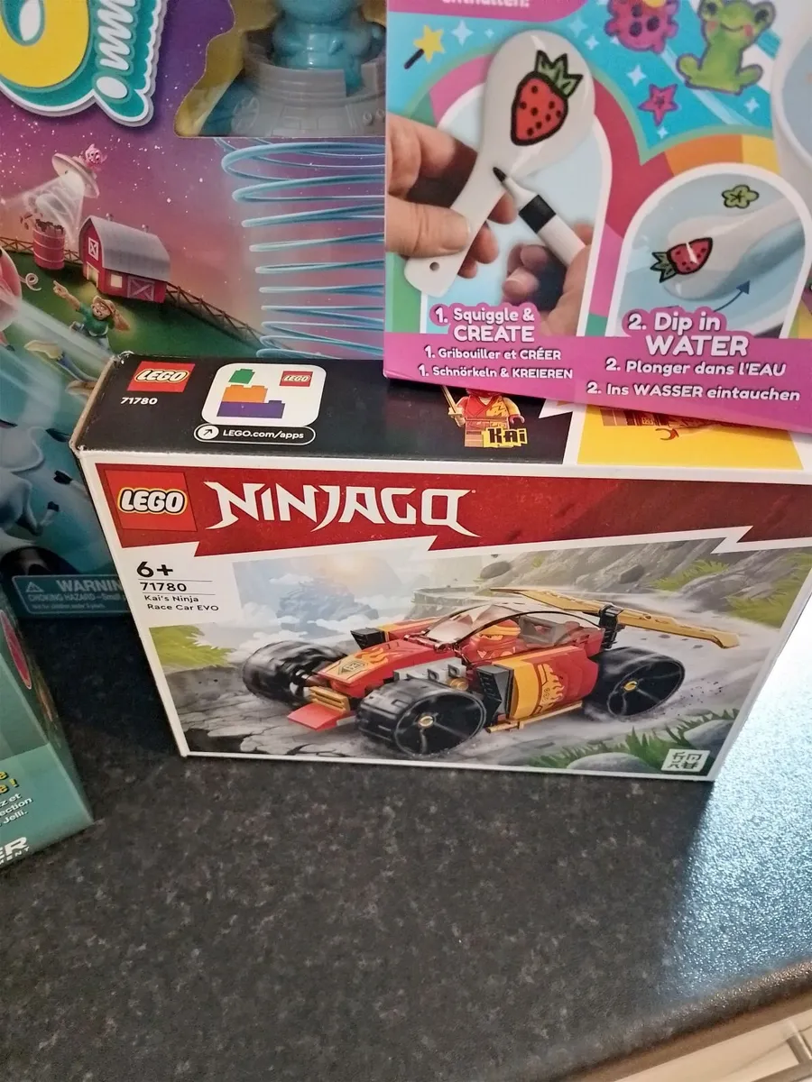 Toys - Image 3