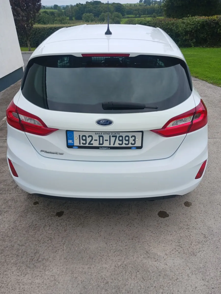 Ford Fiesta 2019 - Image 3