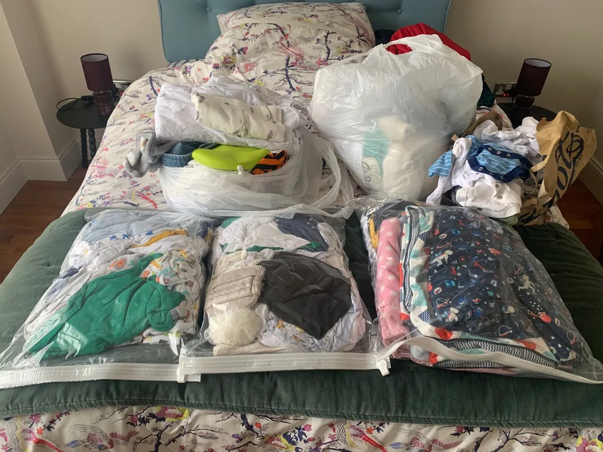 Bags of Baby clothes €2 - Image 3