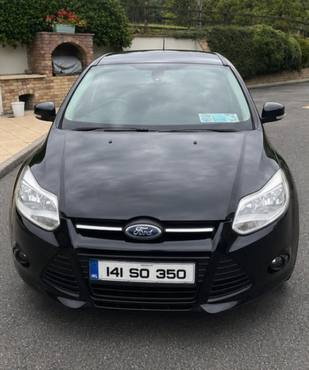 Van - Image 2