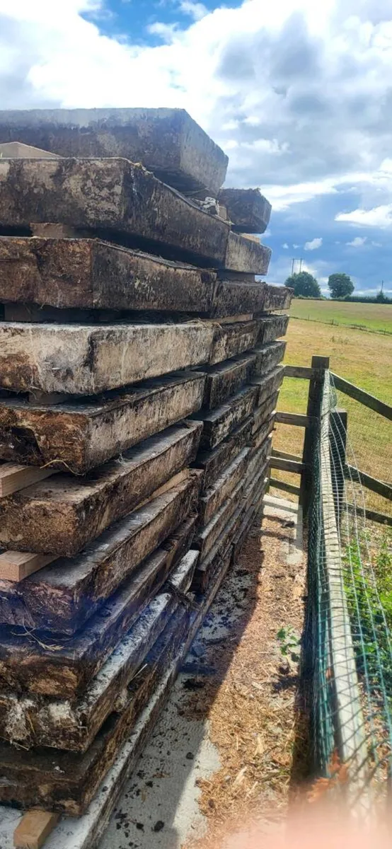 Used cattle slats - Image 1