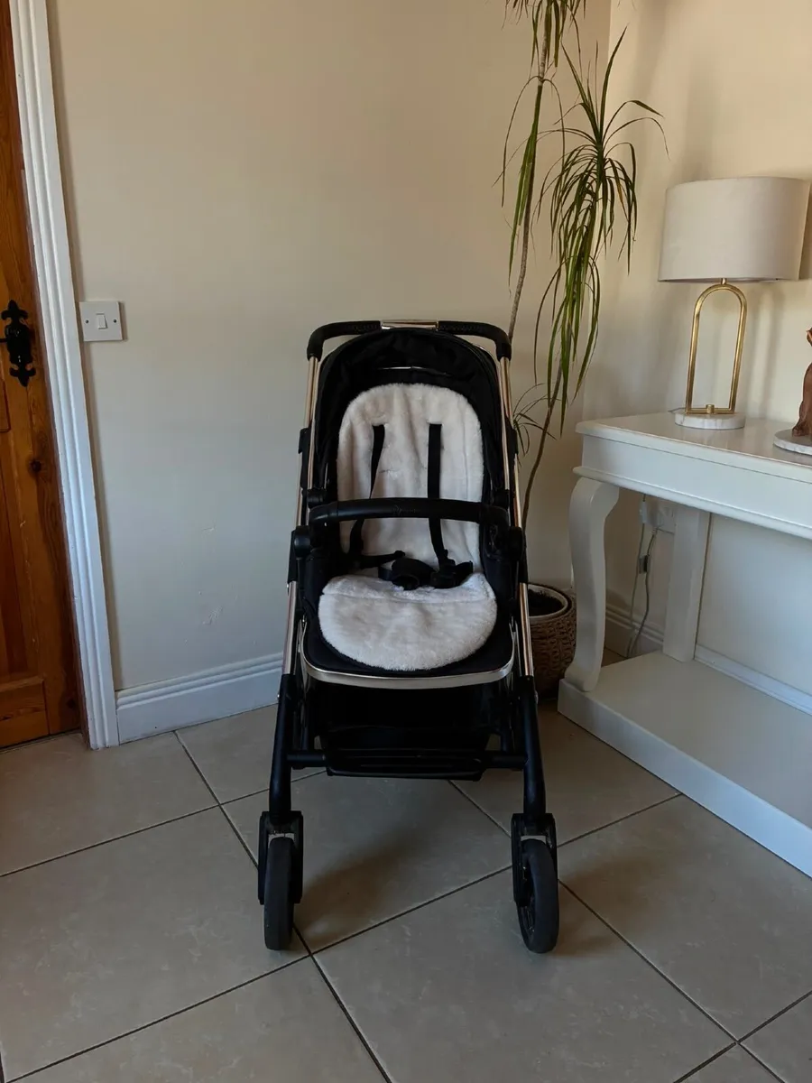 Silver Cross Pioneer Buggy - Image 2