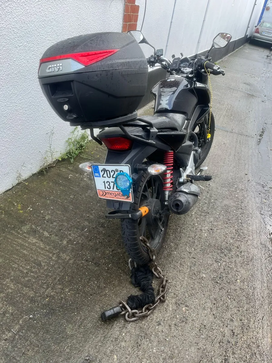 2020 Honda CBF125 – Black – Excellent Condition - Image 2
