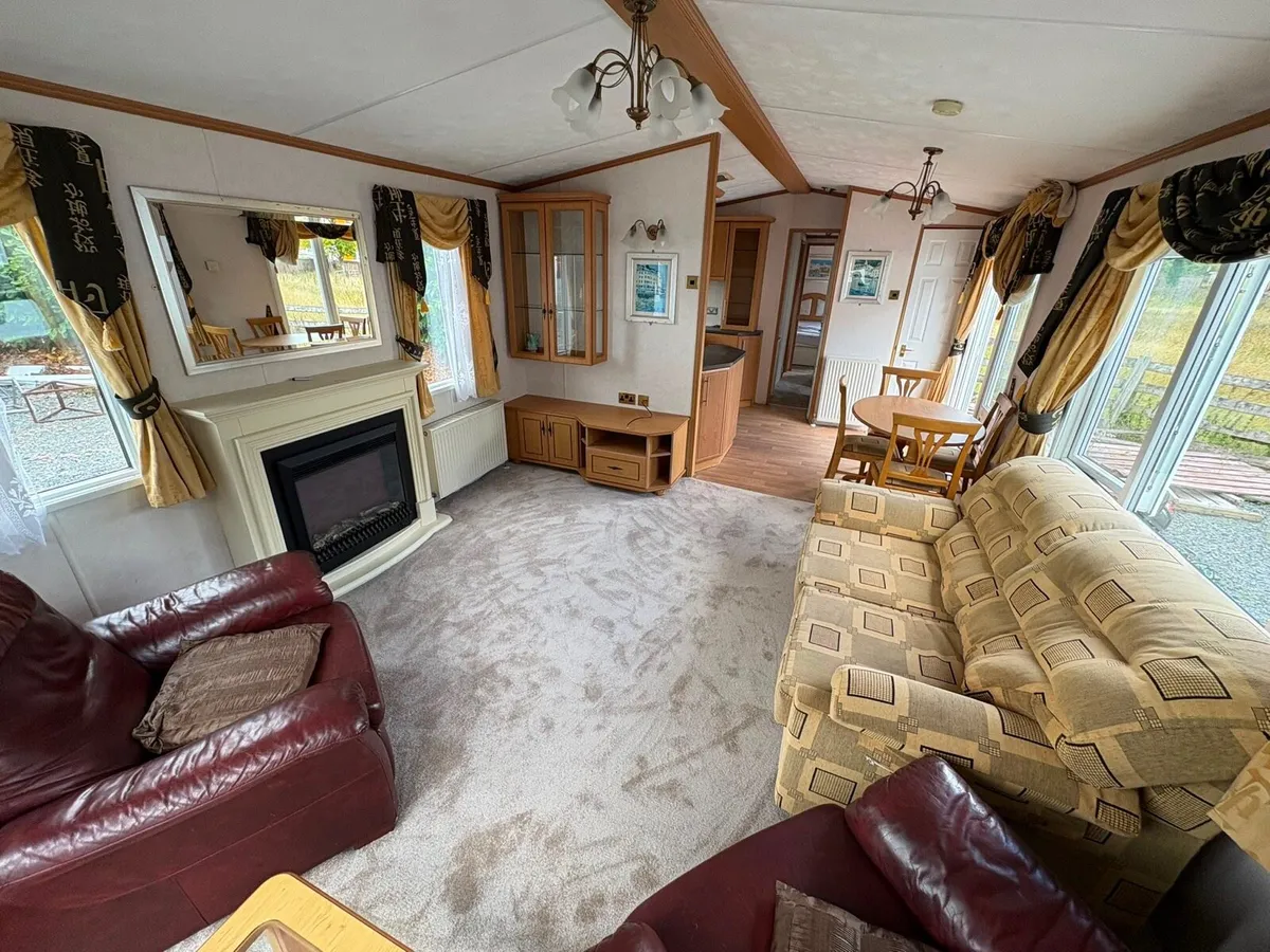 Pemberton 40-13 residential spec call TPS caravan - Image 2