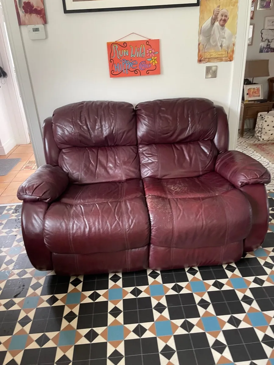 Electric reclining 2 seater sofa - Image 1