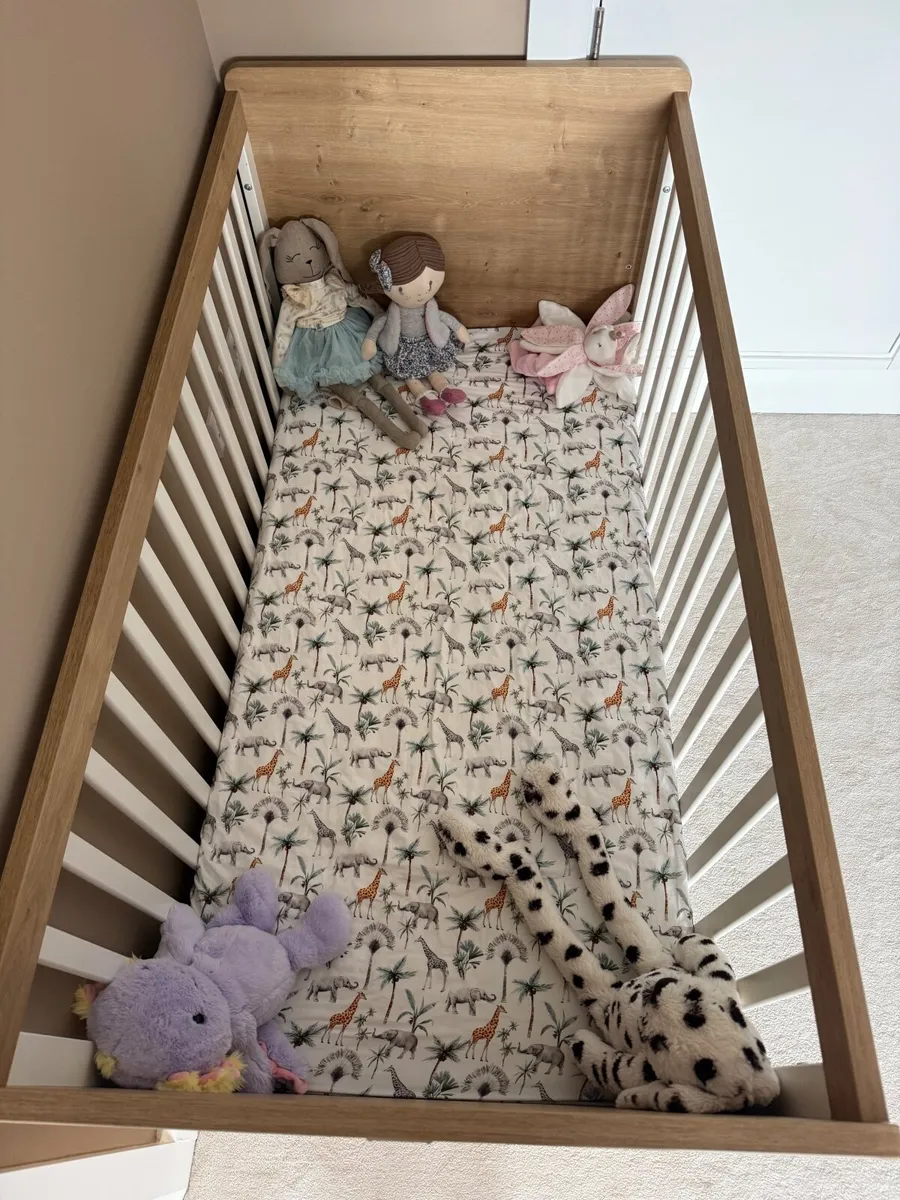 Baby cot - Image 2