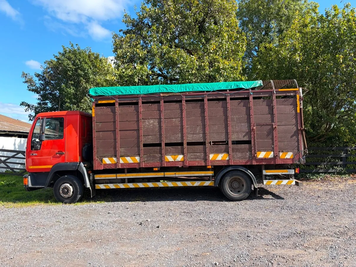 Cattle Lorry - Image 1
