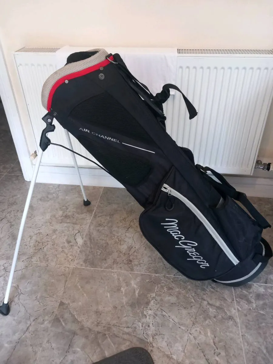 McGregor golf bag with stand - Image 2