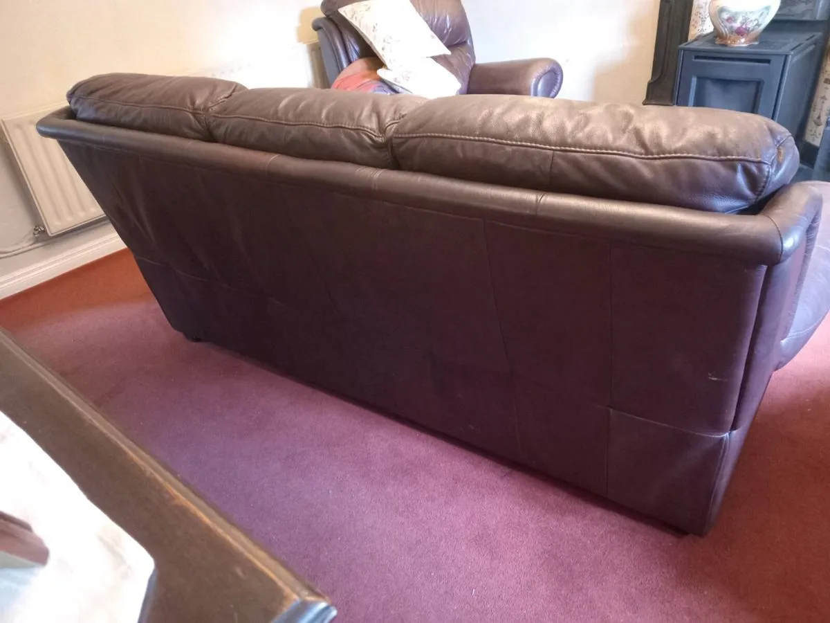 Couch - Image 2