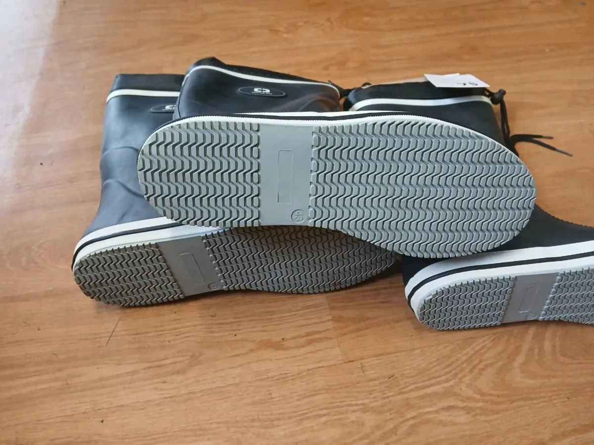 Sailing Boots, free delivery - Image 2