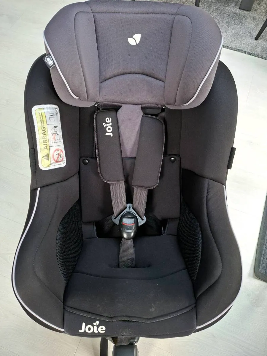 Joie Spin 360 ISOFIX Swivel Car Seat - Image 1