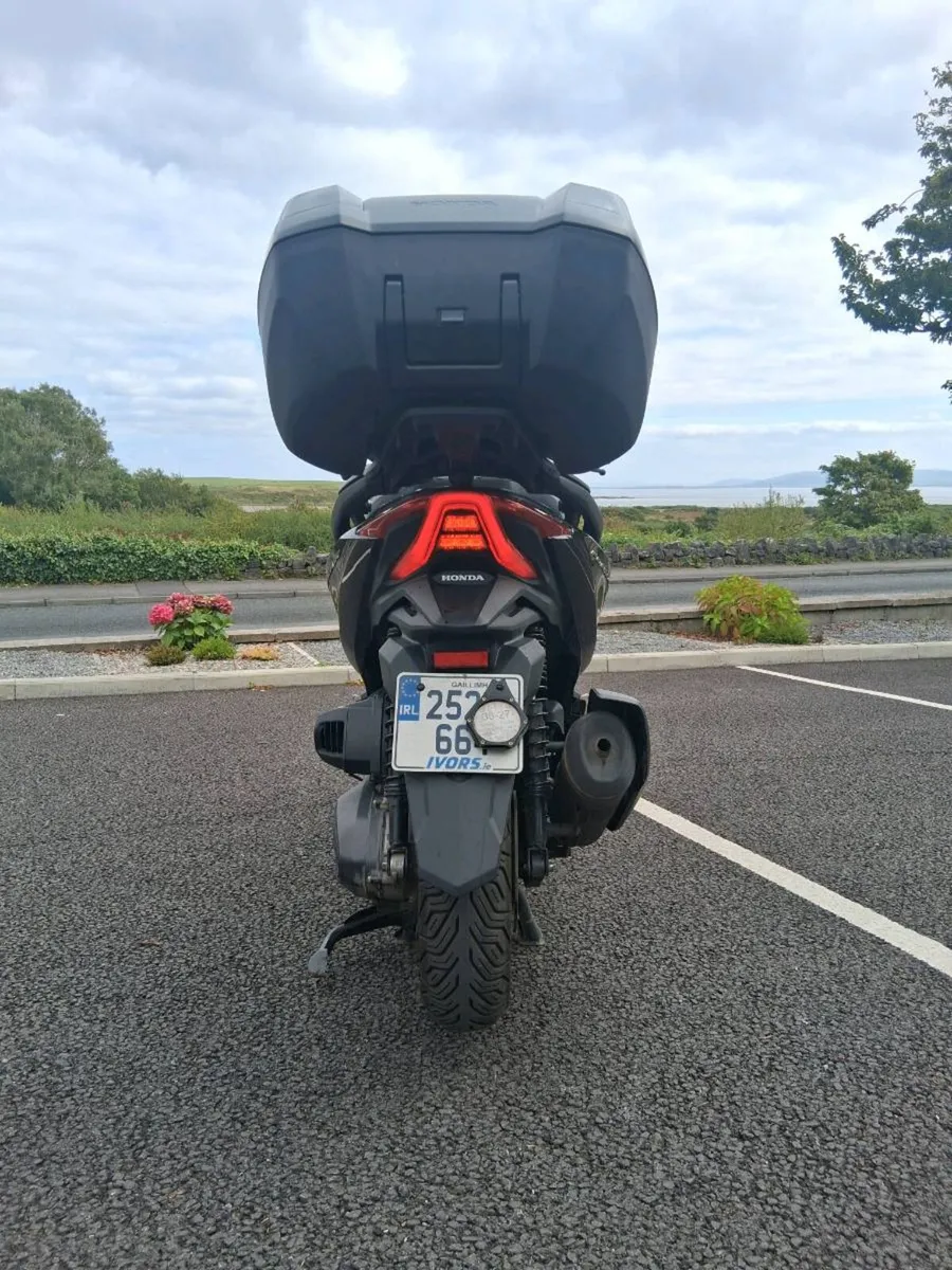 Honda Forza 350 - Image 3