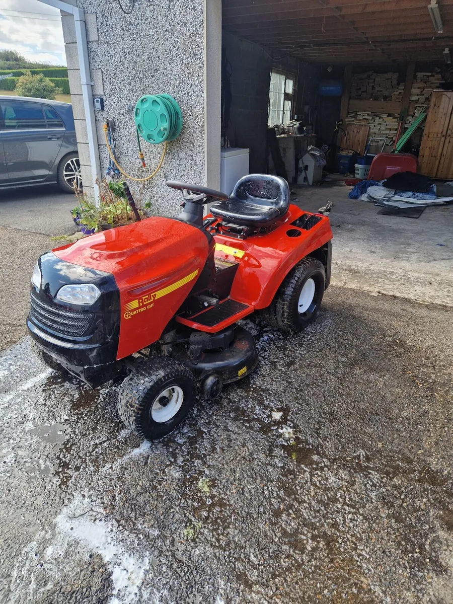 Ride on Lawnmover - Image 2