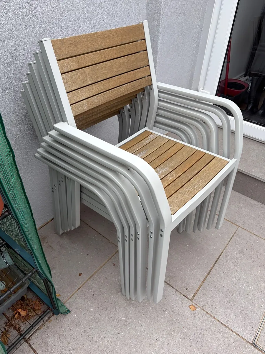 Garden Table & 6 chairs - Image 2