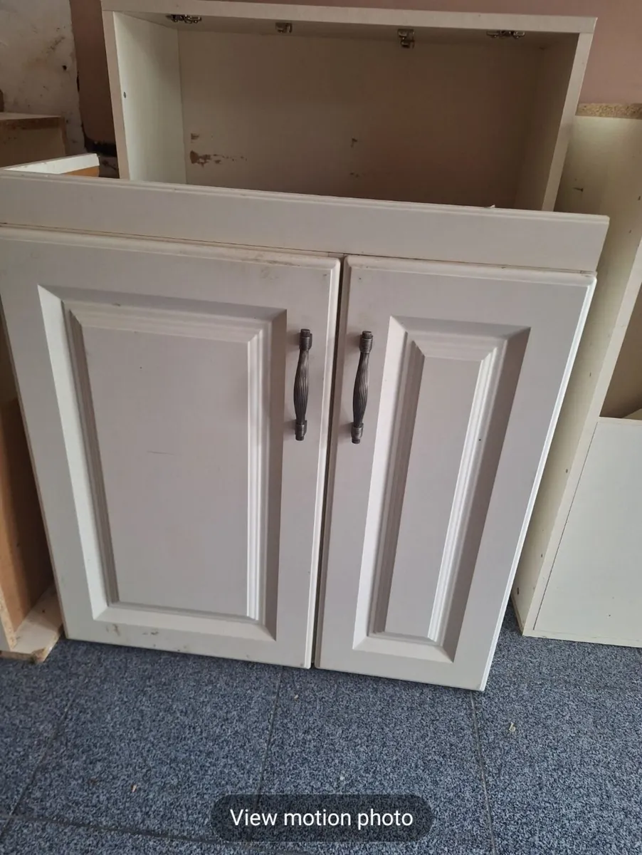 LARGE USED KITCHEN –  COMPLETE JOB LOT - Image 3