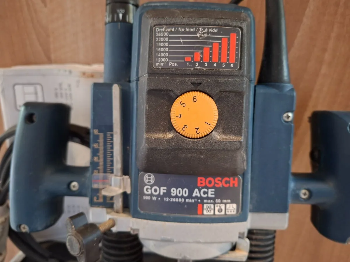 Bosch 900 ACE 6mm Router 110v - Image 3