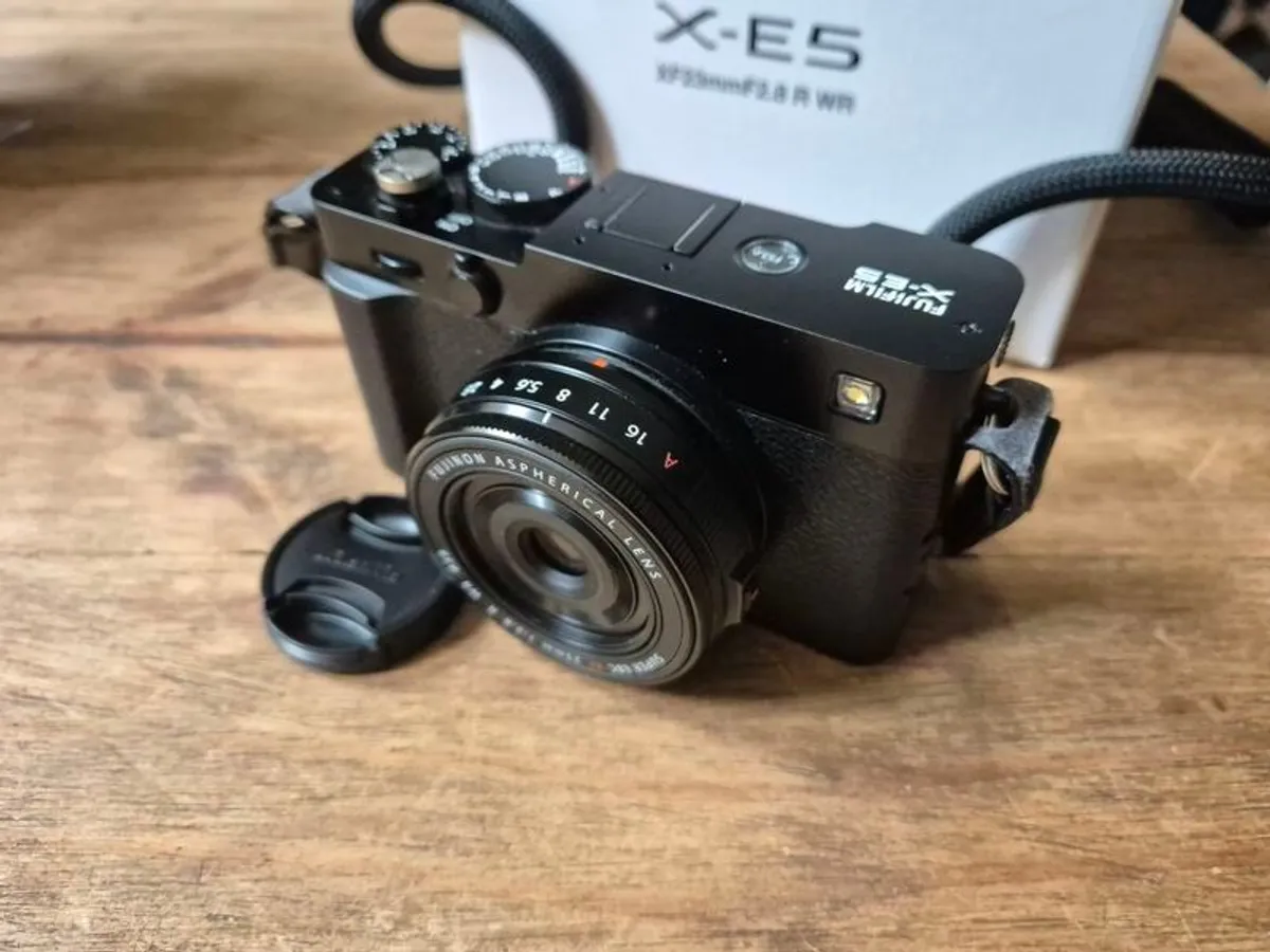 Fujifilm X-E5 with XF23mm f/2.8 R WR - Image 2
