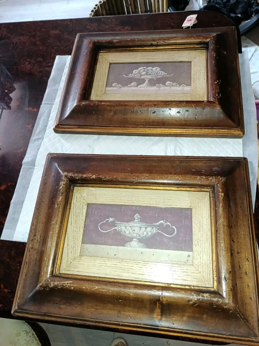 Pair of new pictures in solid wood frame - Image 1