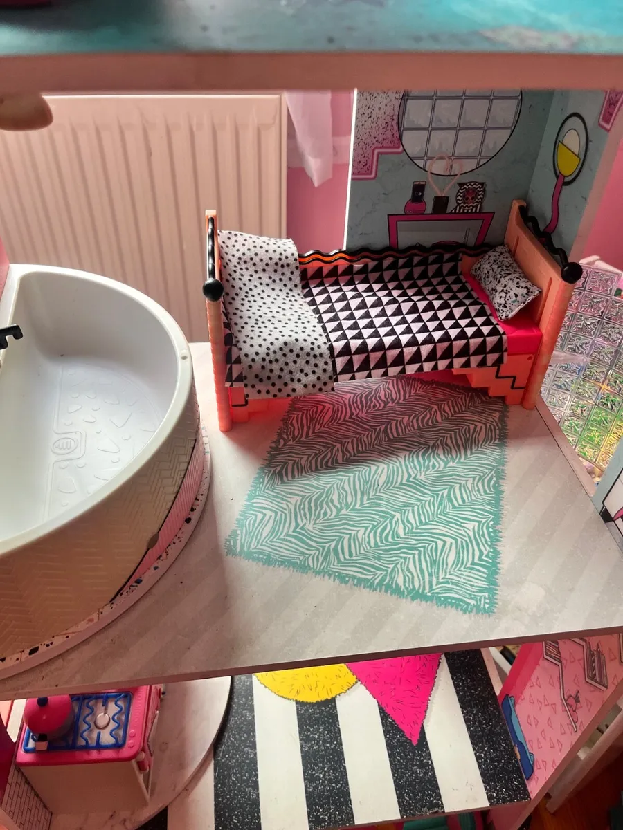 lol surprise Doll house - Image 4