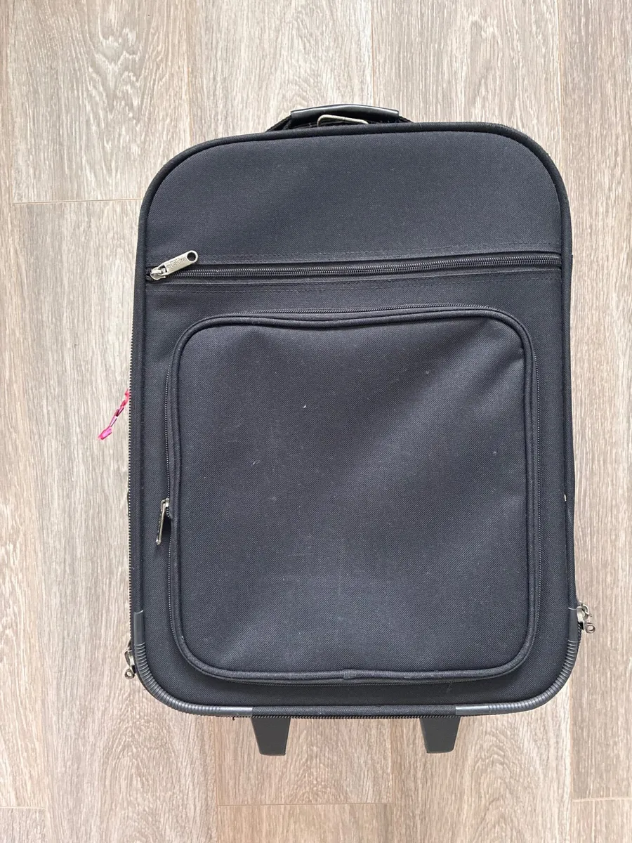 Classic black softshell cabin suitcase - Image 4