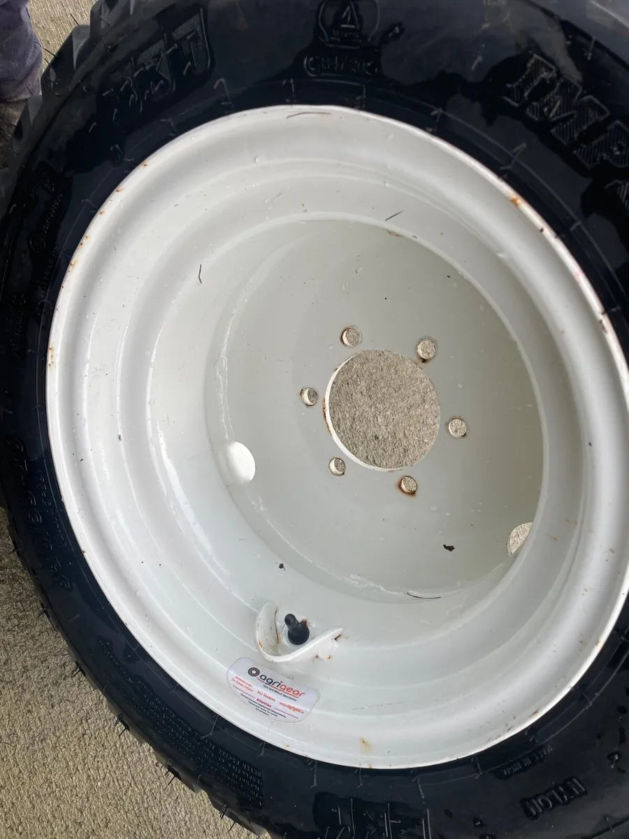 BKT Tyre and Rim - Image 4