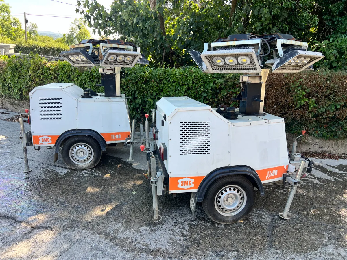 SMC 360  LED LIGHTING TOWER. - Image 1