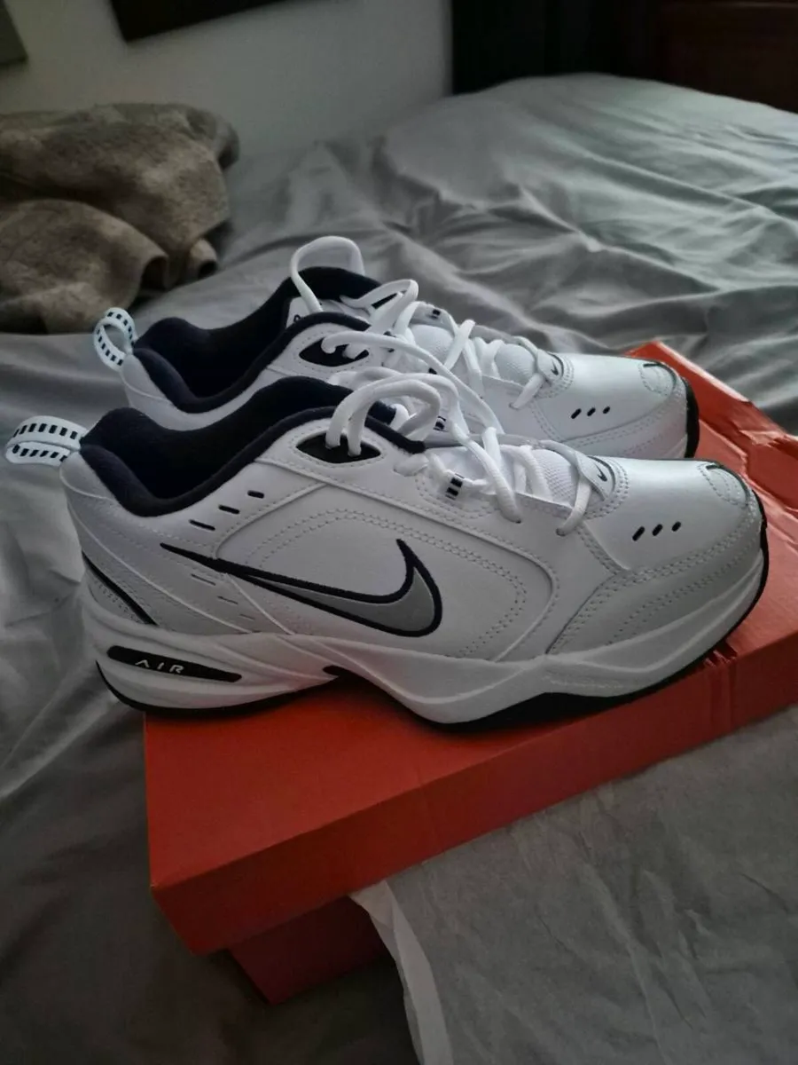 NIKE AIR MONARCH - Image 4