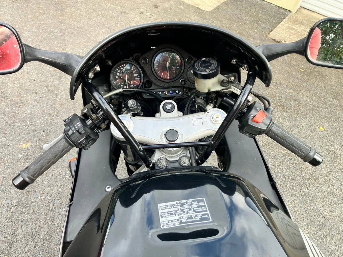 Cbr900rr fireblade - Image 4