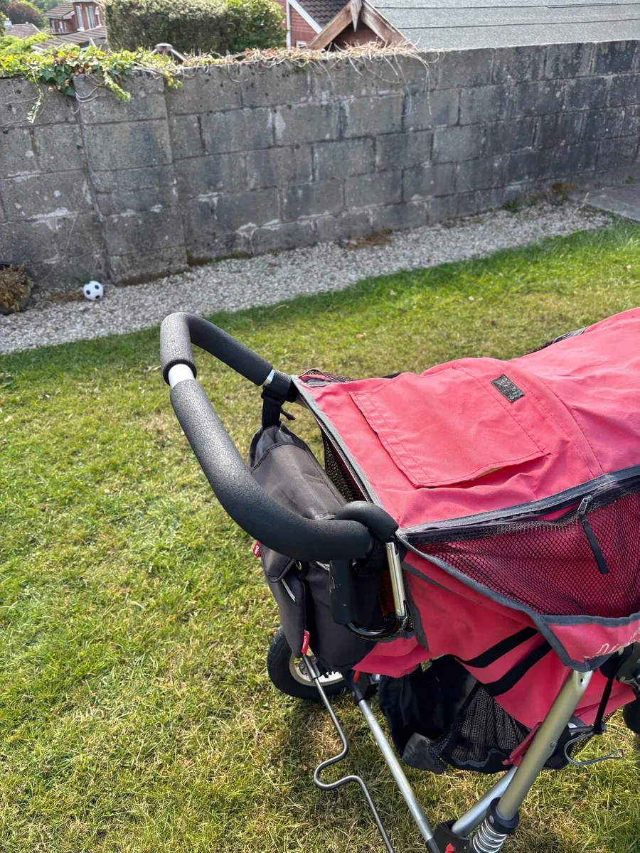 Out n About Nipper Single V1 - Image 3