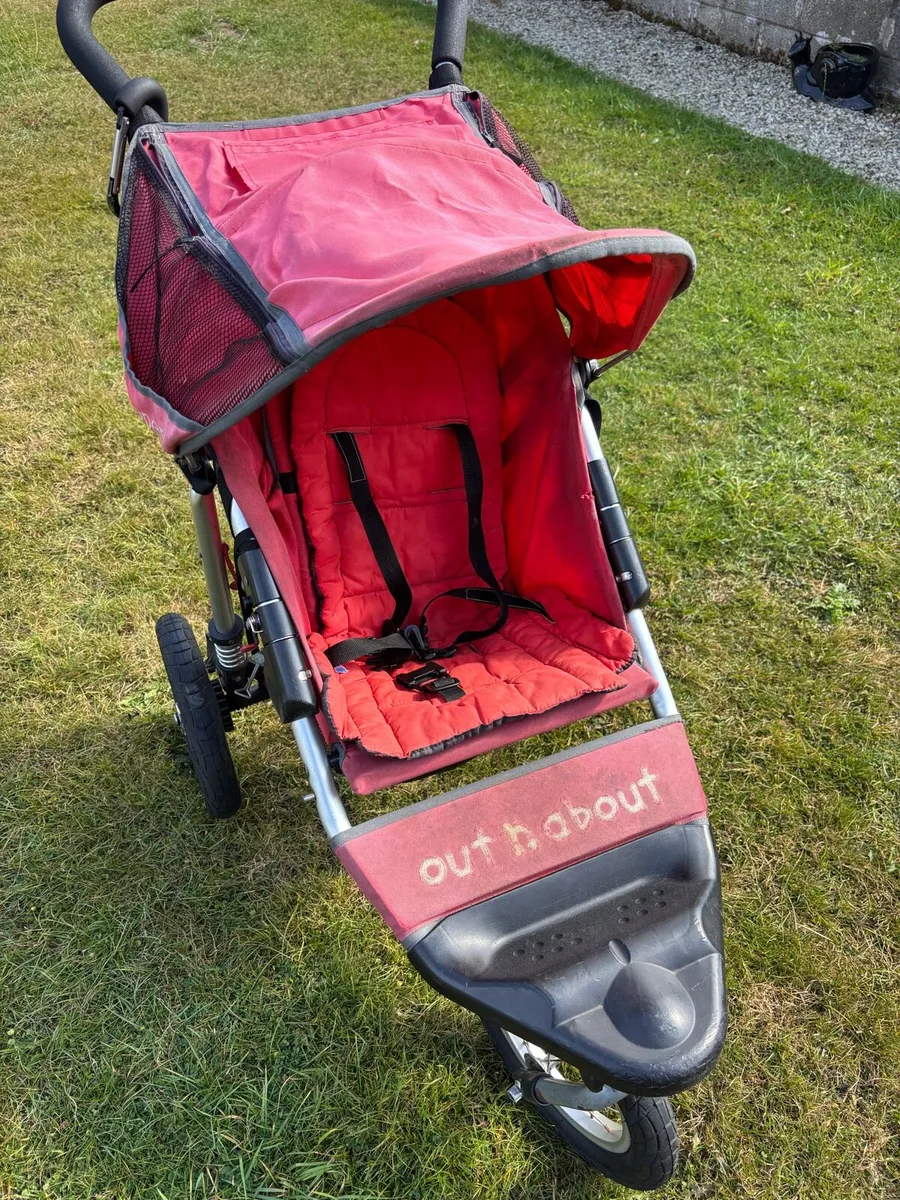 Out n About Nipper Single V1 - Image 1