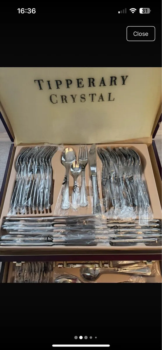 Tipperary Crystal 72 piece cutlery set - Image 2