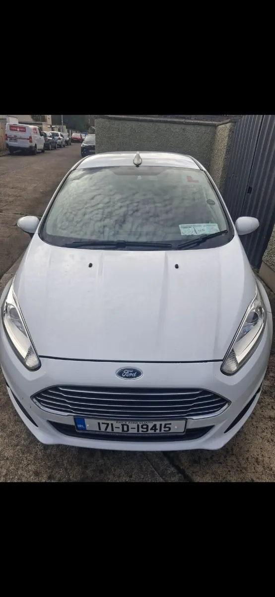 Ford Fiesta 2017 - Image 2