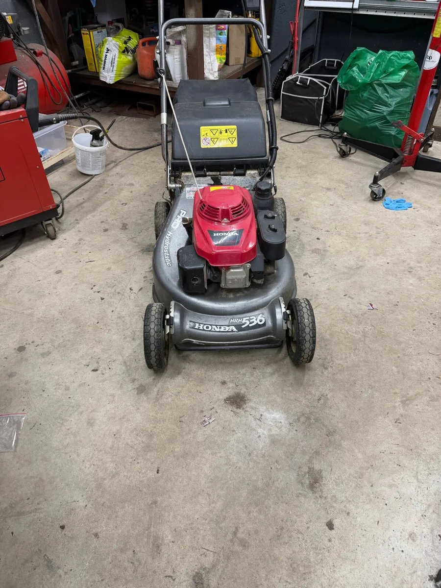 Honda pro  Lawnmower - Image 4