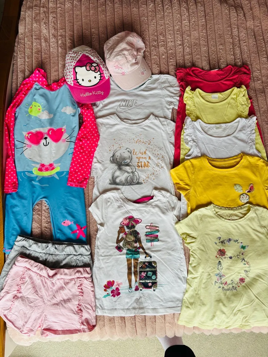 Girls bundle clothes 4-6 yrs - Image 3
