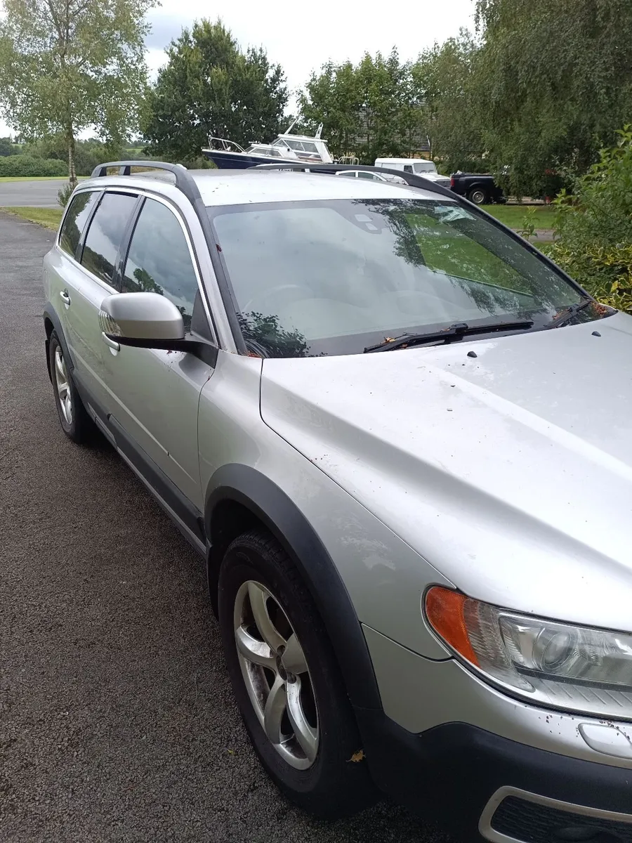 Volvo xc70 - Image 1