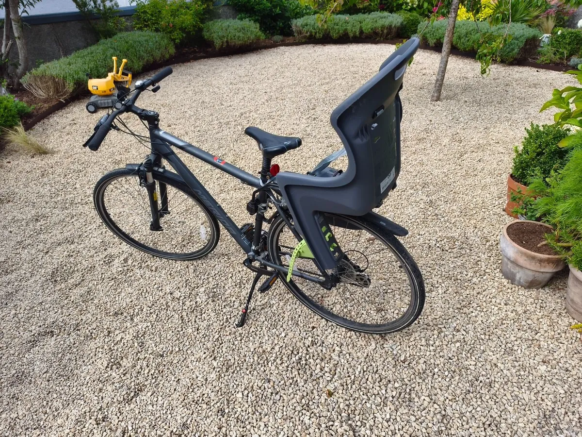 Merida Crossway Hybrid Bike - Excellent Condition - Image 4