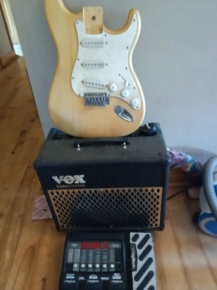 guitar,amp,pedal. - Image 1