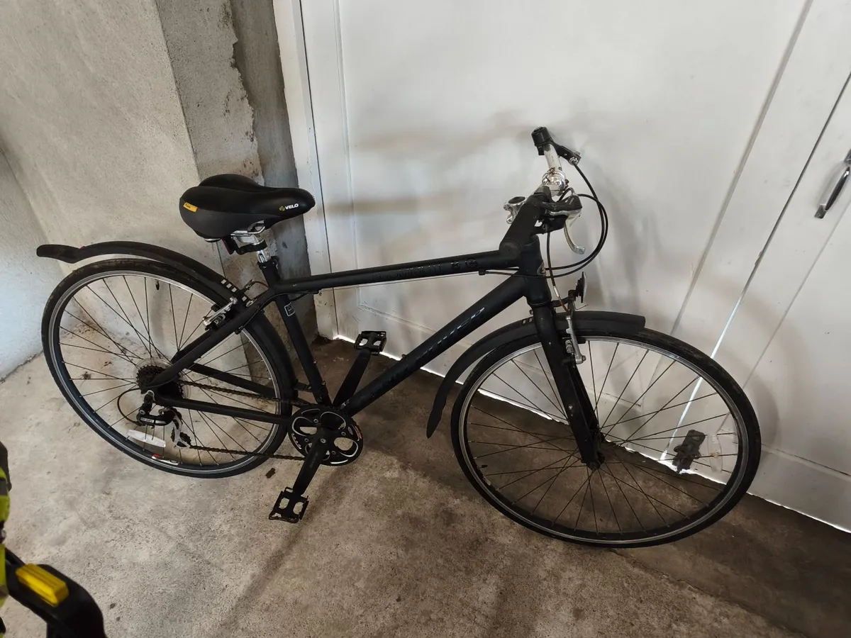 Land Rover Mountain / Hybrid Bike - Image 1