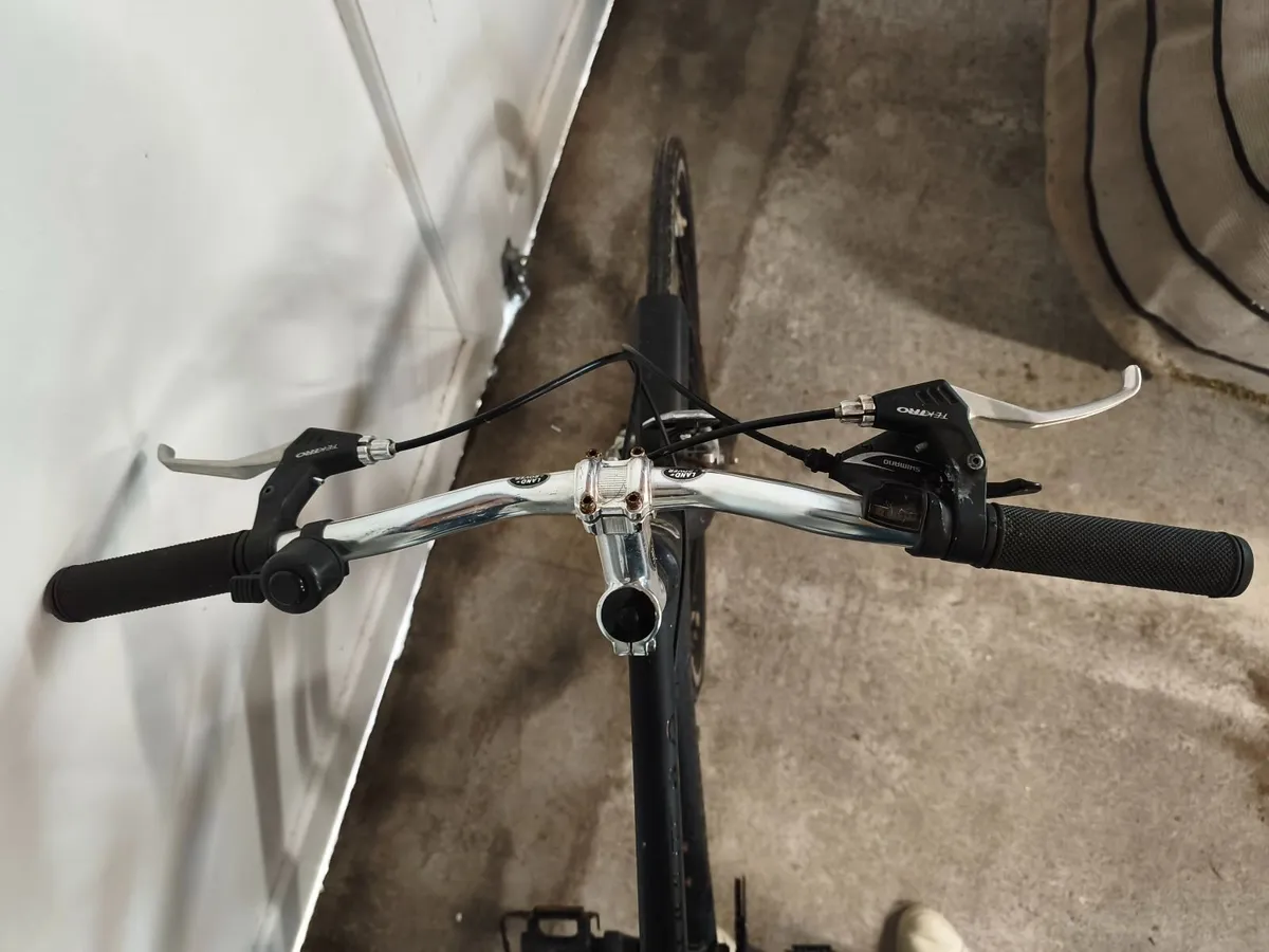 Land Rover Mountain / Hybrid Bike - Image 4