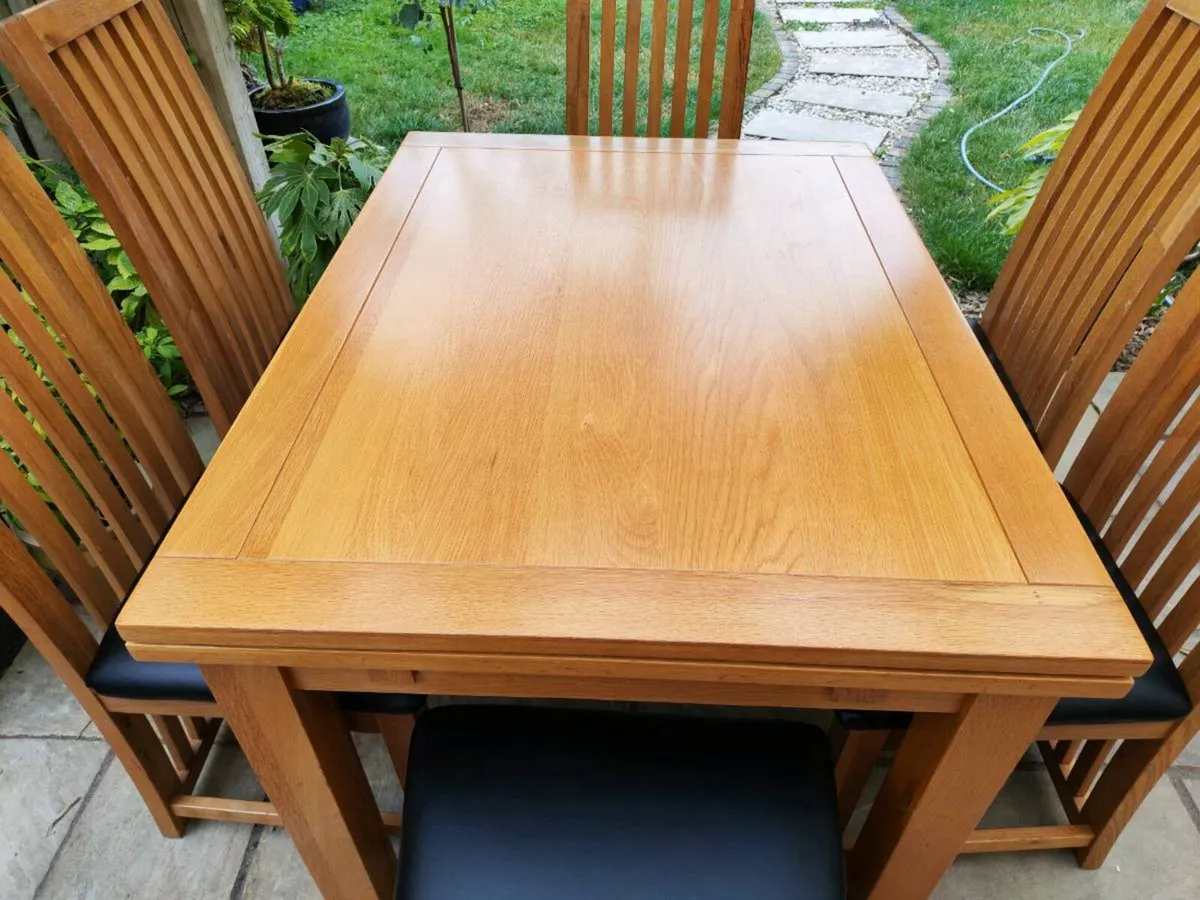 Kitchen dining table - Image 2