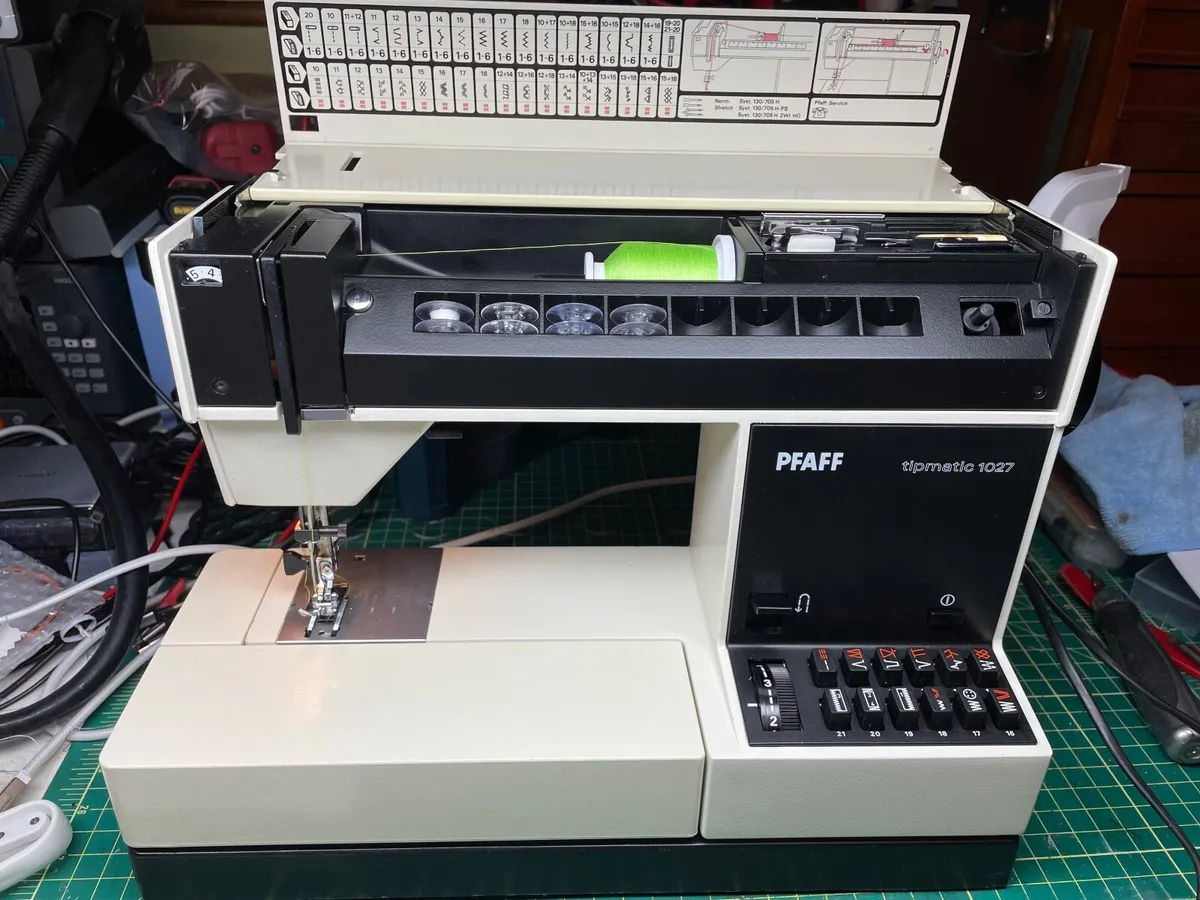 PFAFF tipmatic 1027 Heavy Duty Sewing Machine - Se - Image 2