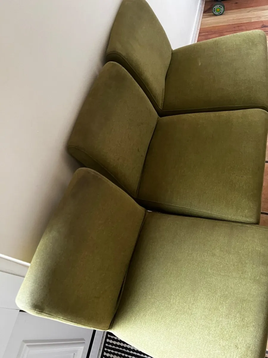 High chairs - Image 1