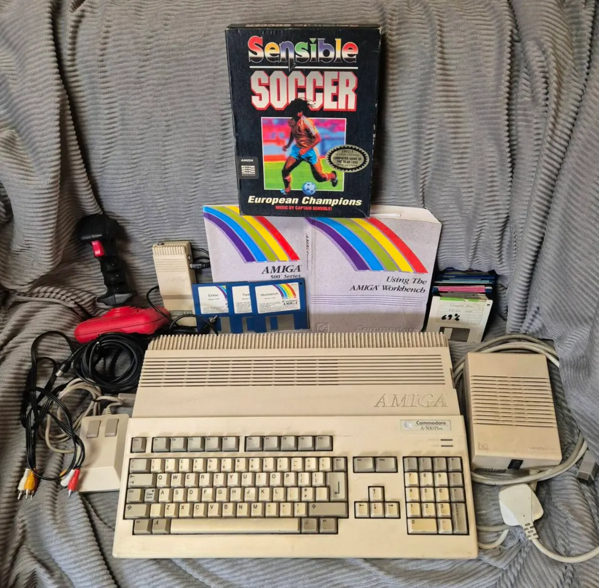 Commodore Amiga 500 Plus Complete Bundle - Image 1
