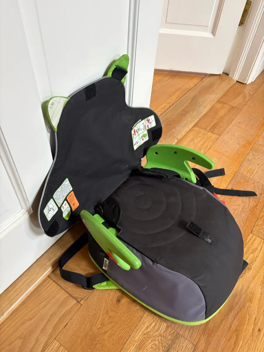 Car child booster seat - Image 1