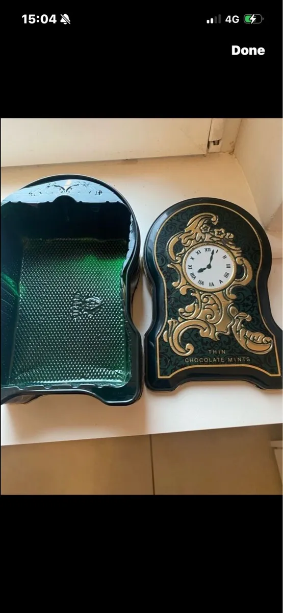 Vintage After Eight Clock Shaped Metal Box - Image 4