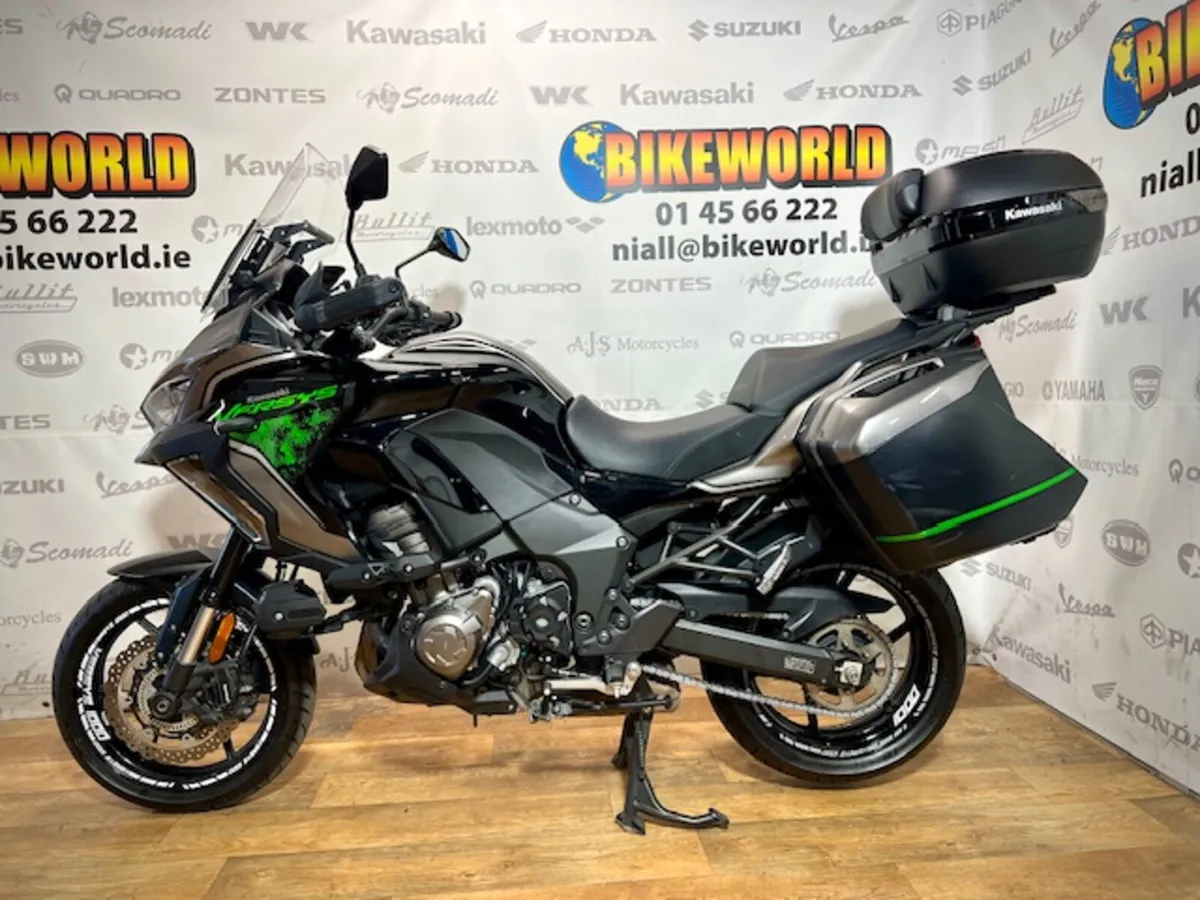 PRE-OWNED Kawasaki Versys 1000GT 2022 - Image 3