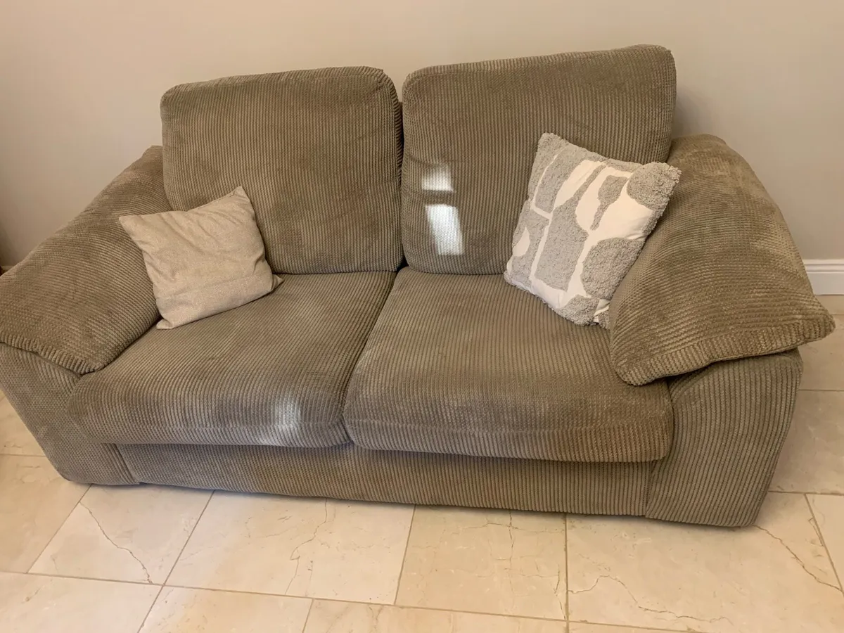 Theee and two seater couches - Image 4