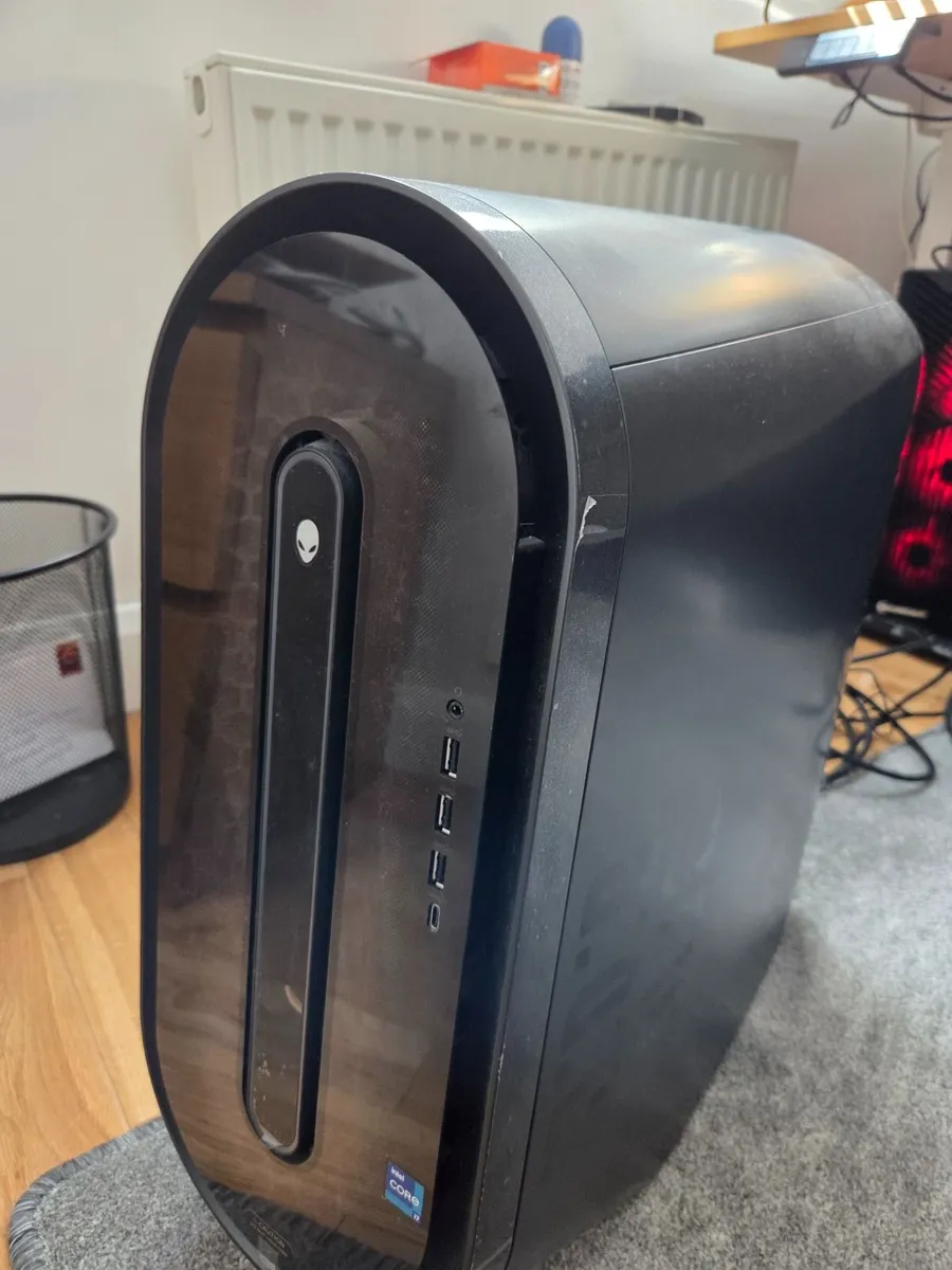 Alienware Gaming PC - Image 1